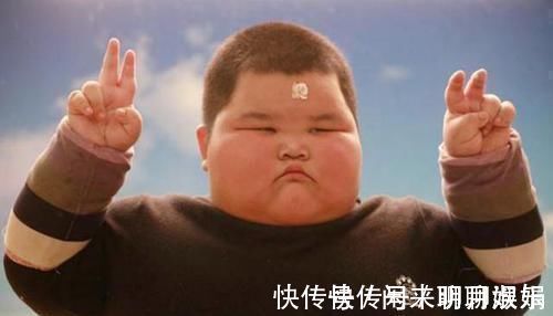 过度肥胖|因出差把娃送去奶奶家,一个月后回来一看,宝妈哭诉快还我儿子