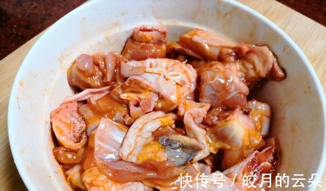 秋老虎闷热，全家迷恋这蒸菜，不爆炒不油炸，蒸一蒸10分钟就上桌！