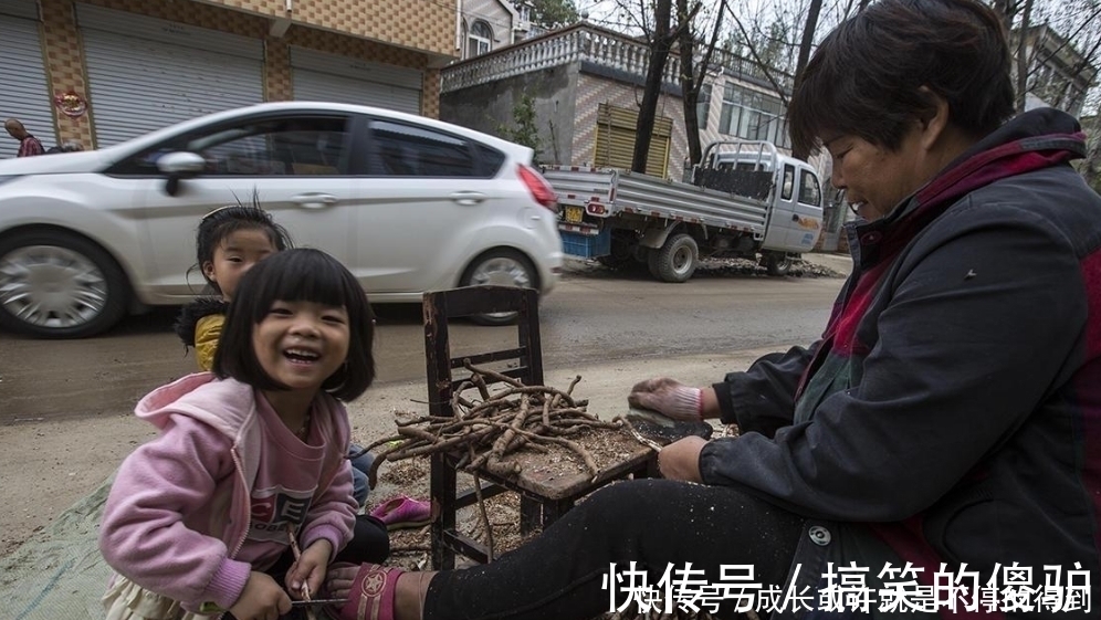 老年人|李玫瑾教授:3岁到6岁的孩子别让老人带,会影响孩子学习