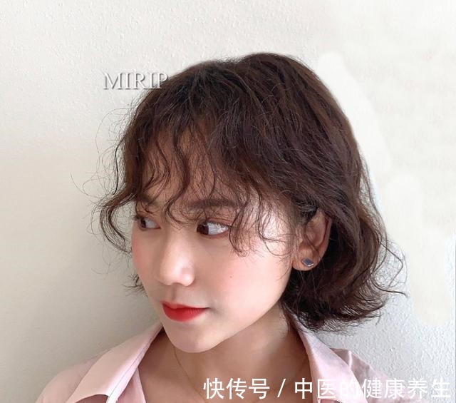 老气 30多到50多岁的女性,发型就选这14款,减龄时尚显气质!