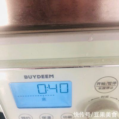 蛋清|简单几步做好一盘清凉解暑绿豆蒸蛋糕,快速搞定一餐饭