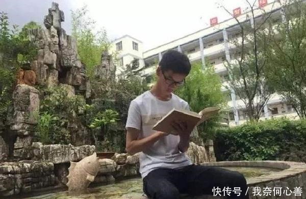 妈妈|他是高考状元，曾以713分录取清华，通知书送到时还在工地上搬砖