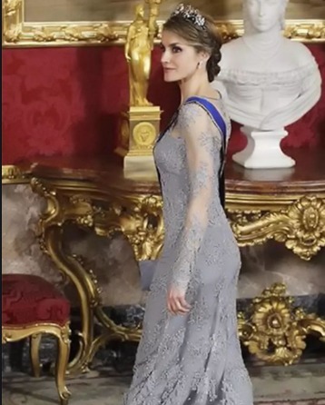 王妃|西班牙王妃才是人生赢家，二婚嫁给国王被宠上天，50岁仍旧美艳似仙女