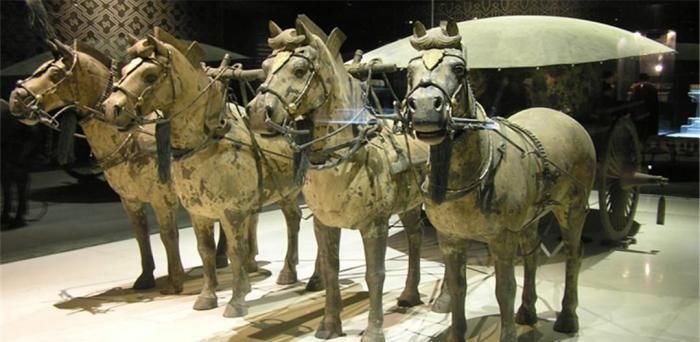 兵马俑|秦始皇陵中的兵马俑成千上万，为何兵马俑手中却没有兵器