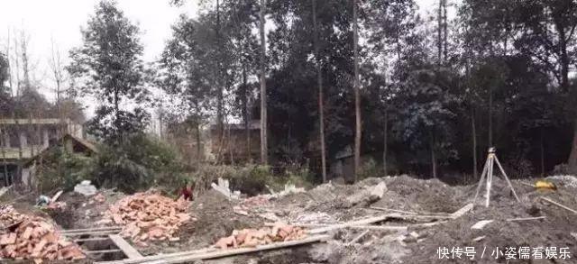 地基|赚钱了,要回家盖一栋这样的别墅,带开放式车库,让邻里都来羡慕