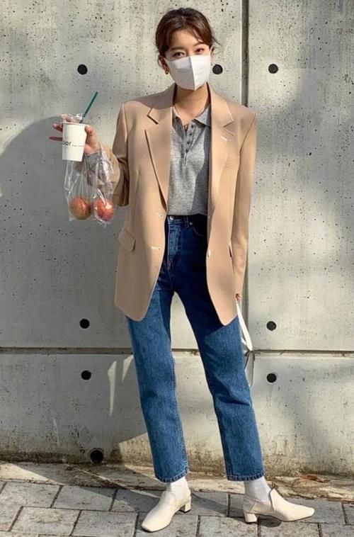 开春建议多穿牛仔裤，时尚百搭还减龄，挑选和搭配法则为你奉上