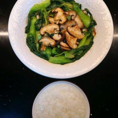 油菜|#夏日开胃菜#快手沙茶皇凉拌香菇油菜