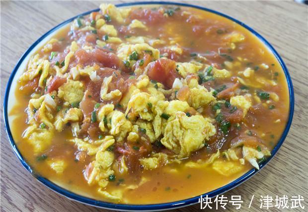 花30元做的一桌晚餐,我发到朋友圈,网友:真是羡慕想蹭饭!