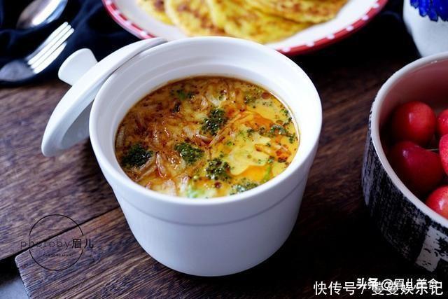 鸡蛋加这两样一起蒸,营养翻倍味道香,早餐给孩子吃相当不错