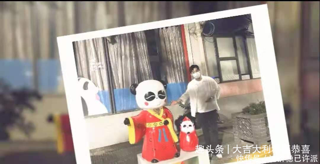 入场|《如梦之梦》内场曝光，肖战拎包登场被拍，入场时车辆也遭围拍