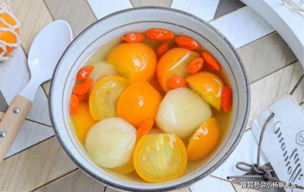 天冷了，少吃苹果多吃它，简单煮一煮，等于“止咳方”，冬天不咳嗽