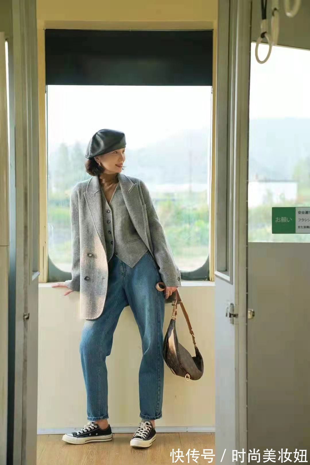 搭配|60岁女人,上衣+裤子怎么搭才时髦?看三木妈妈的穿搭高级减龄