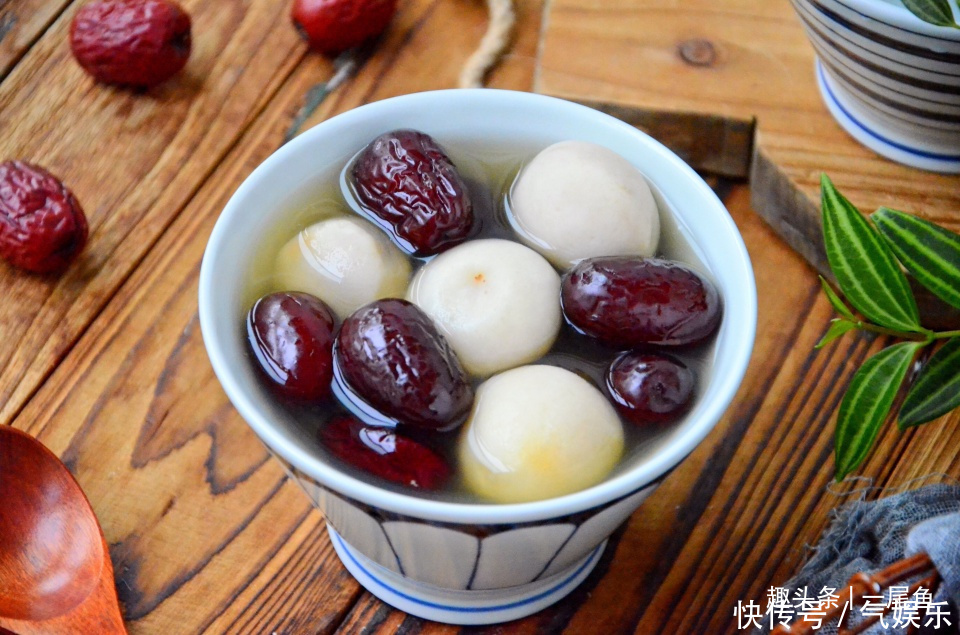 立秋后要多吃这碱性蔬菜,三块钱一斤,简单煮一煮,软糯香甜可口