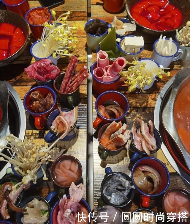 用茶缸子吃火锅，西安这家火锅有特色