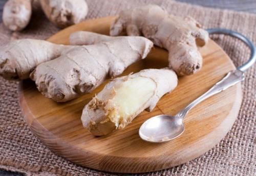 身体|男人经常吃生姜,身体会收获4个好处,吃生姜还需注意2点