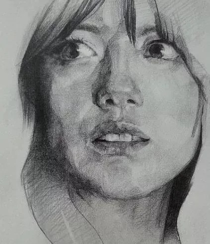 素描##尚唯美画室#大气的素描就是抓住大关系之后,细节你随意