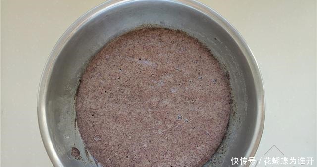 早餐|天冷,45歲老阿姨迷上了這早餐,1周吃3次,別看黑乎乎,特營(yíng)養(yǎng)