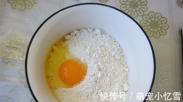 做法|最近迷上做这个低脂小点心，平底锅就完成，做法简单，孩子最爱！