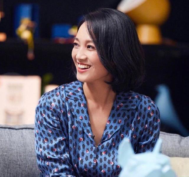 直播|朱丹直播时回应口误，鼓励自己“天下我最棒”，却被骂没有羞耻心