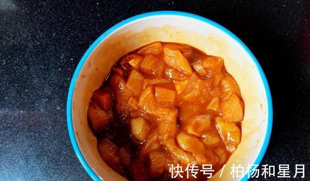 洋葱|小孩子也能吃的宫保鸡丁,清淡下饭还美味!