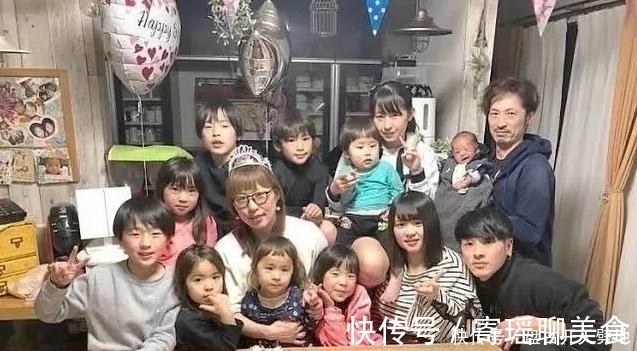 家庭|70后夫妻20年生12娃，家中无矿却有爱，宝妈被赞“时间管理专家”