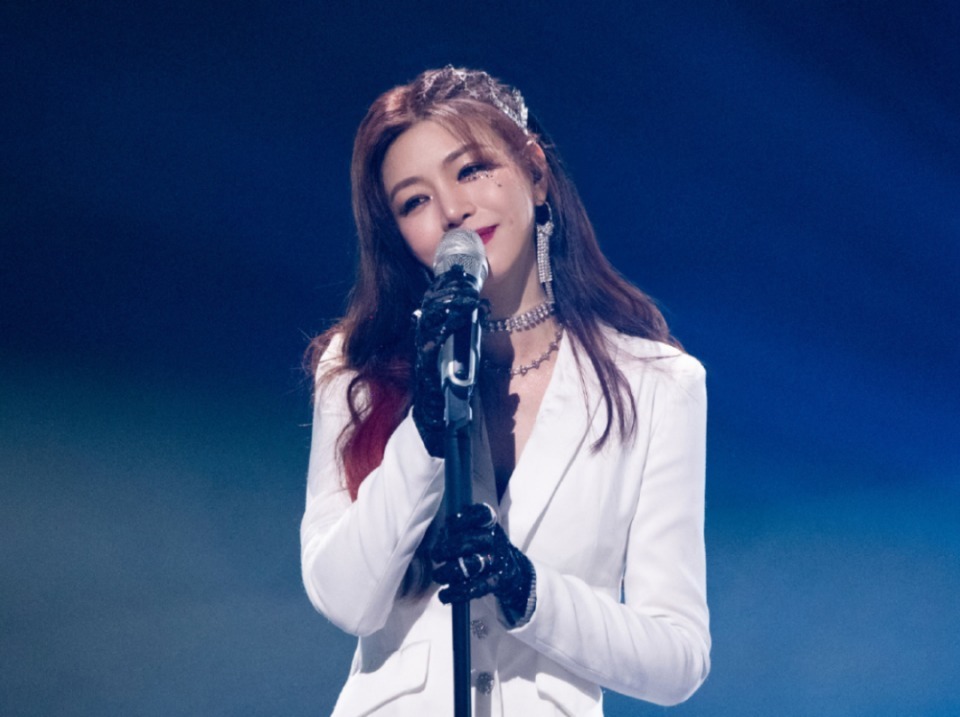 袁姗姗干的什么蠢事，当众表白喜欢陈晓，怪不得陈妍希不理她