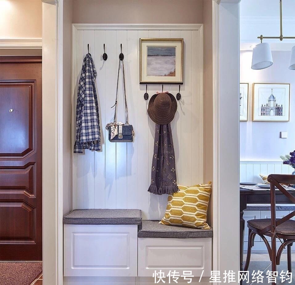实用|原来的玄关设计已经过时了,现在人们都这么装,玄关+鞋凳,实用