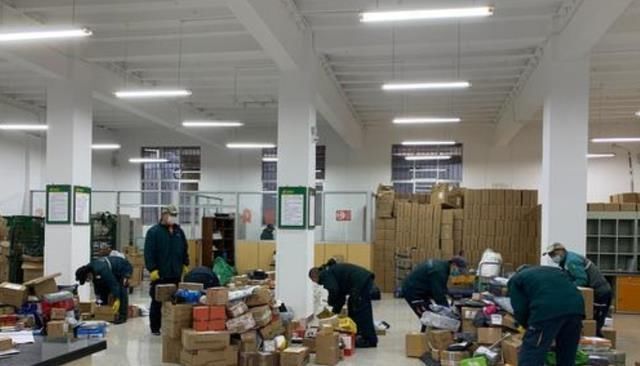 关门|又一快递濒临关门？连年亏空过40亿，5万职工无限放假面临下岗