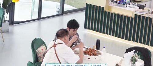 厨师|《中餐厅5》开播即被吐槽，没有厨师的中餐厅就一定不好看吗