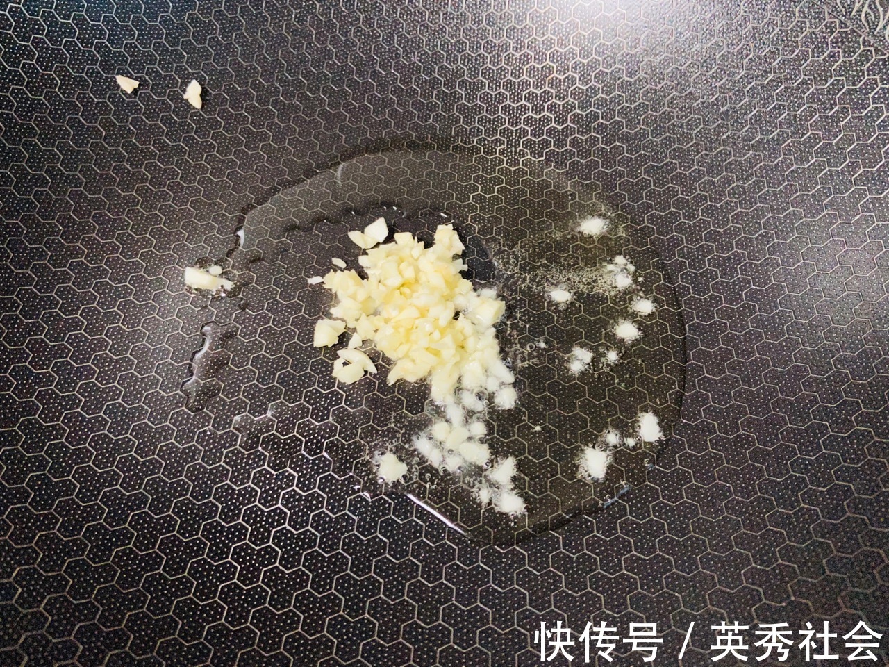 减脂餐|低油低脂素炒三鲜,美味好吃,健康营养