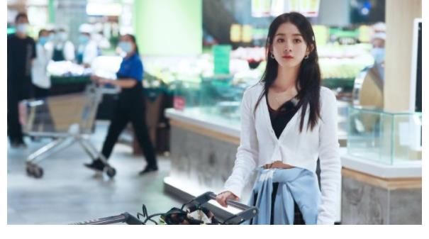 赵丽颖|赵丽颖最新一期中餐厅挑战厨师造型，马尾辫子好美，赵大厨要来了