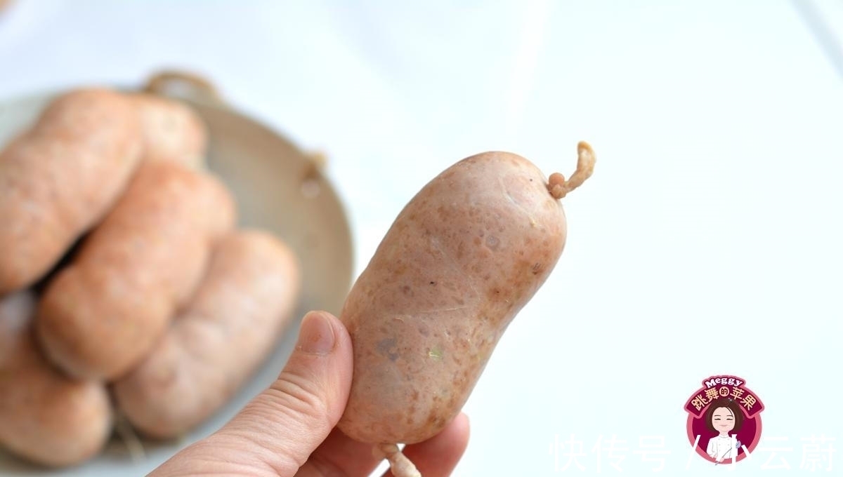 羊肠|一盆肉一根肠衣，教你做0淀粉0添加剂脆皮肠，香嫩健康吃着放心