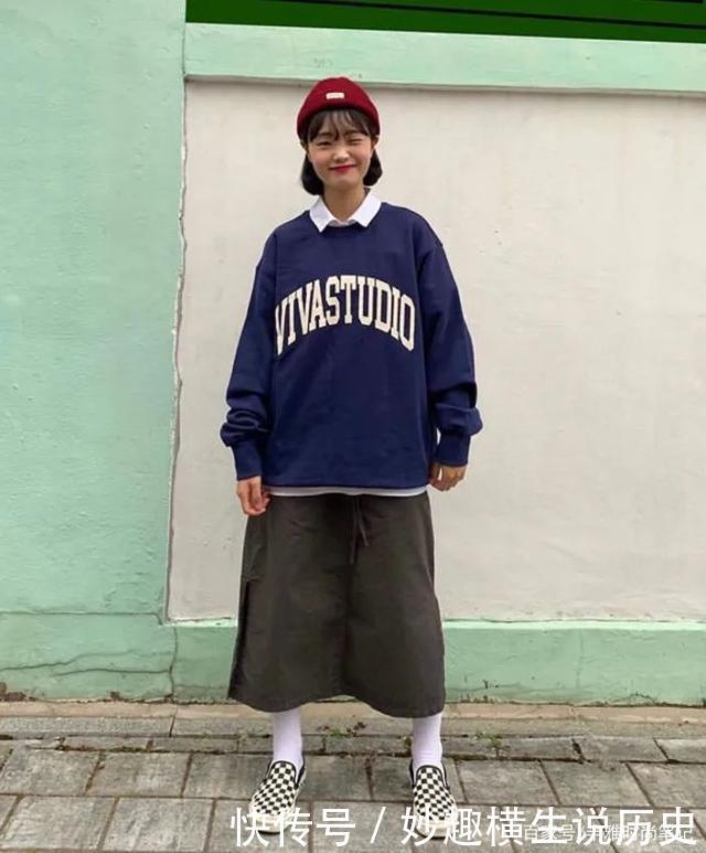 别再这样穿卫衣了!真的很low!