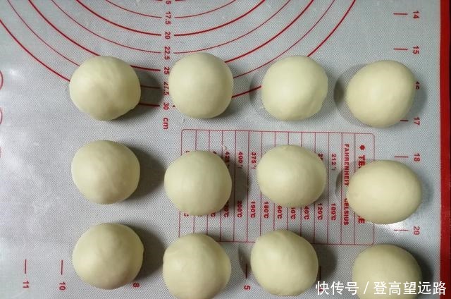 做面包总是做不好,原来这两点没做对,看你中招了没