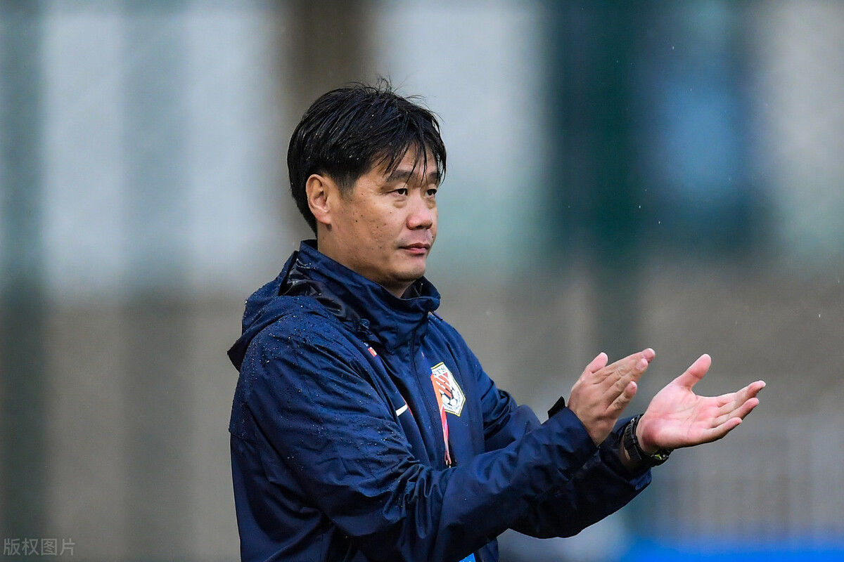 李瑋鋒|期待！李霄鵬國足豪華教練組即將亮相，實(shí)力高出李鐵團(tuán)隊(duì)一個(gè)檔次