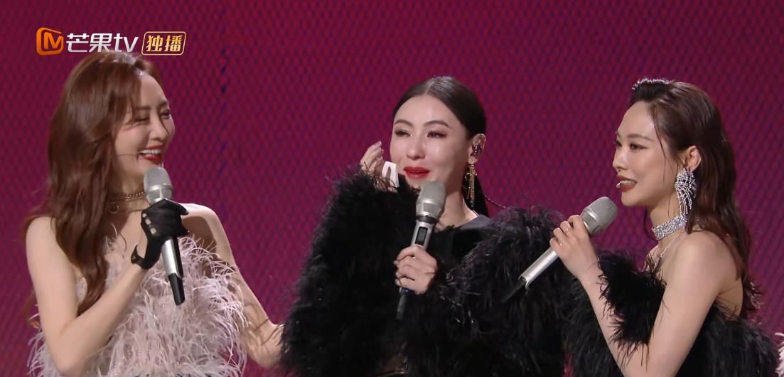 不卖惨不矫情，继王霏霏贡献正确拉票姿势后，王鸥四公拉票情商高