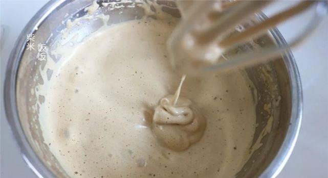 3个鸡蛋,一把红枣,做一款简单又好吃的枣糕,味道太正了