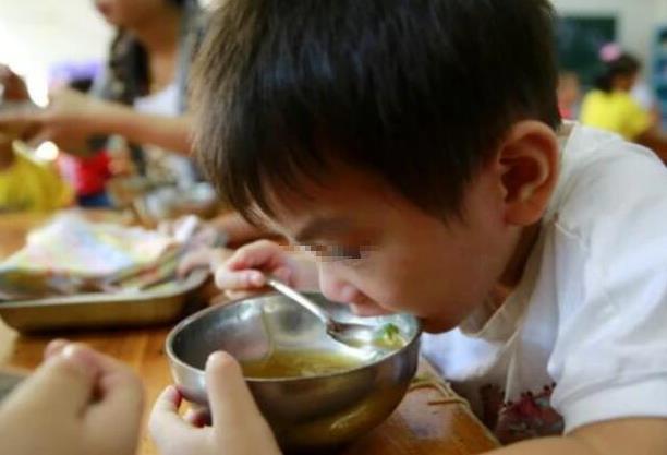 习惯|7岁男孩身高达143公分,儿科医生:这习惯很好,值得多数父母学习