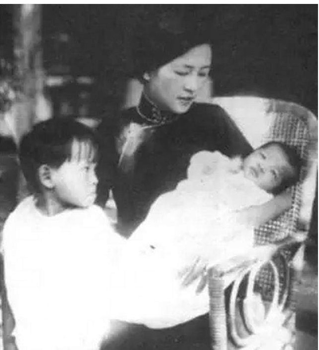 徐志摩羡慕林徽因有宝宝 催陆小曼养身体