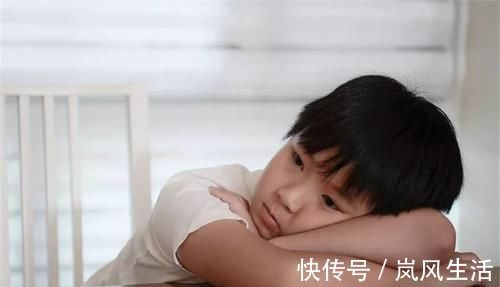 孩子|父母常挂嘴边的逗笑，这3句话伤娃最深，取悦了家长却伤害了孩子