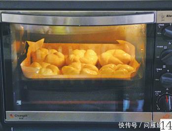 少糖少油,不加一滴水的酸奶面包,柔软拉丝,奶味十足,超美味