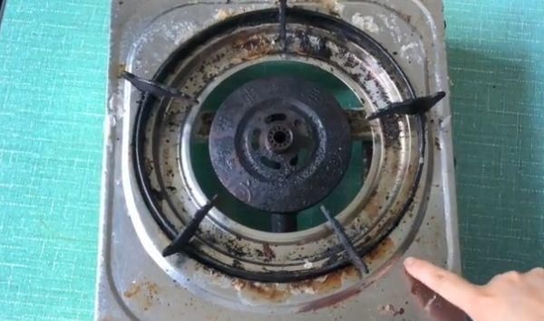 洁净|再脏的灶台,只用一根香蕉,立马就能洁净如新,方法太实用了