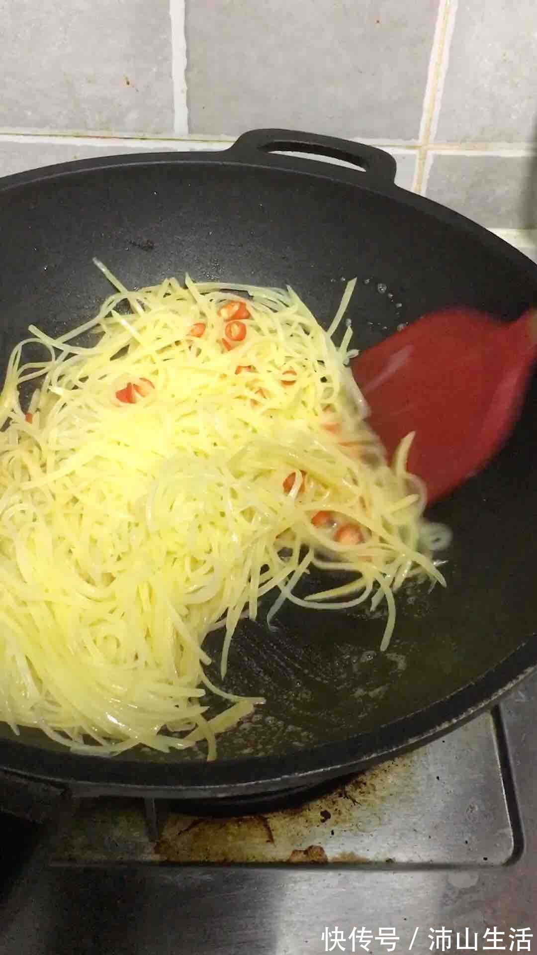 不管什么时候，土豆和它不能一起吃，再美味也不行，还有人不知道