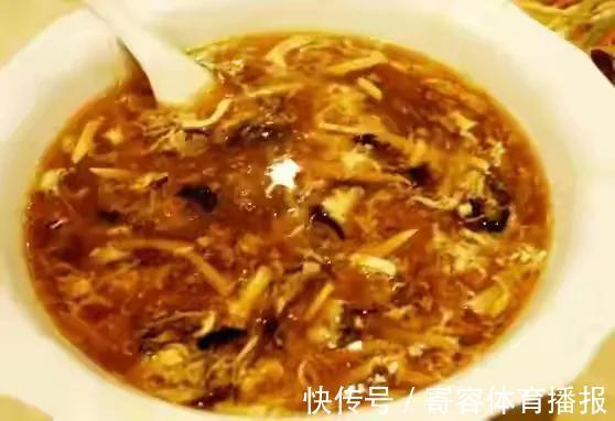 酸菜叶|饭前来碗酸辣汤！酸辣开胃，汤汁浓稠，几分钟就搞定