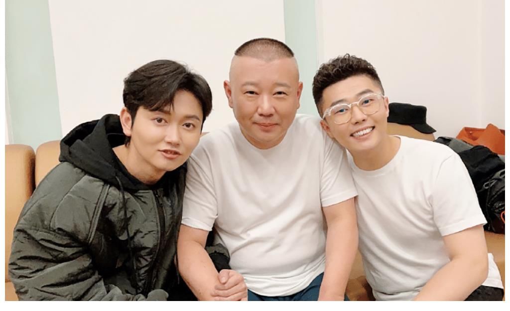 |郭德纲批评孟鹤堂写的段子不叫玩意,舞台表现好,赢得满堂彩