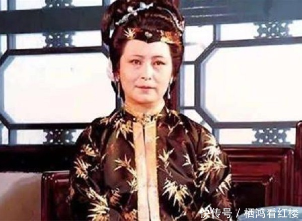 王夫人|王夫人身边那么多丫鬟,却为何无人如鸳鸯平儿那般有权势?