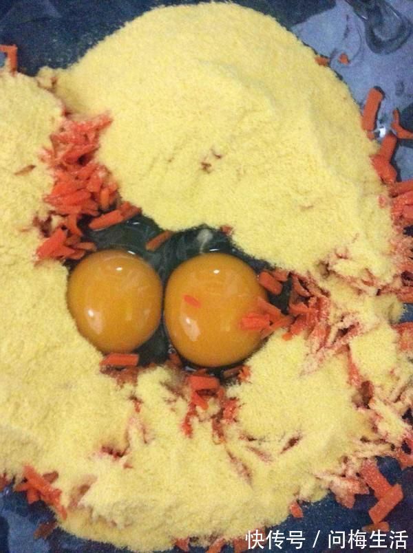 玉米面浑身是宝,教你一个懒人做法,5分钟搞定,营养美味好吃