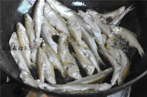 胜过|它比虾还鲜，却比猪肉更便宜，一斤只要5块钱，营养胜过鸡鸭