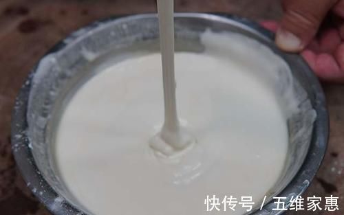 拿手菜香酥小黄鱼，调糊很关键，记住2点，外酥里嫩，放凉也不软