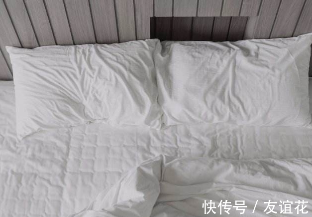 床单多久洗一次比较好？教你去除床单异味的3种方法，效果非常好